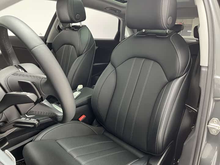 Audi A4L 2024 2024款 40 TFSI 时尚动感型