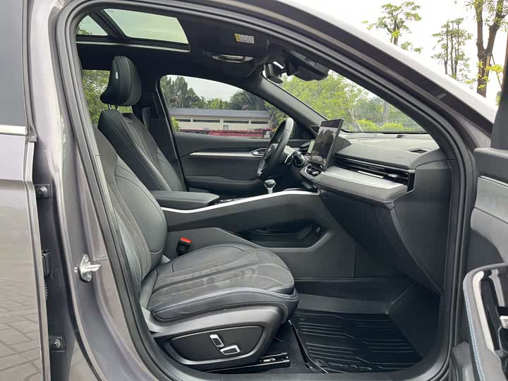 Geely Preface 2025 2025款 东方曜 2.0TD 望月版