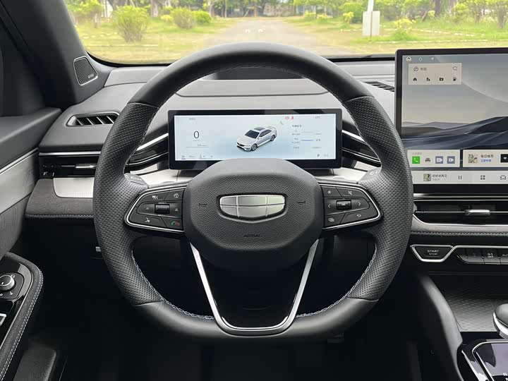 Geely Preface 2025 2025款 东方曜 2.0TD 望月版