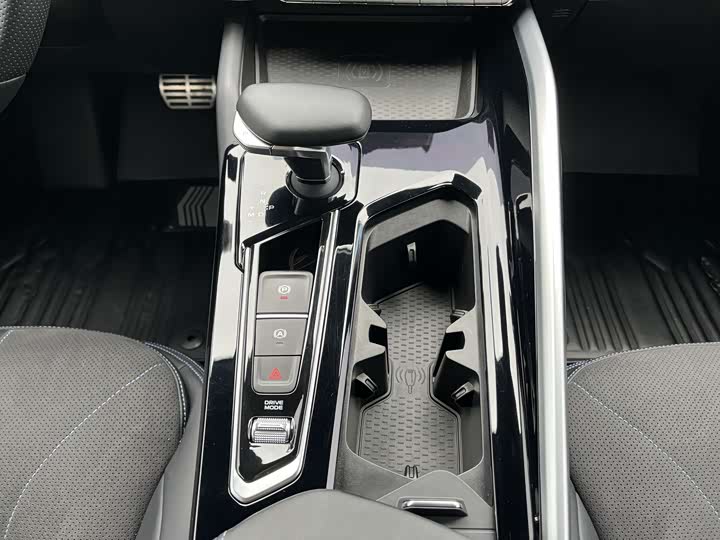 Geely Preface 2025 2025款 东方曜 2.0TD 望月版