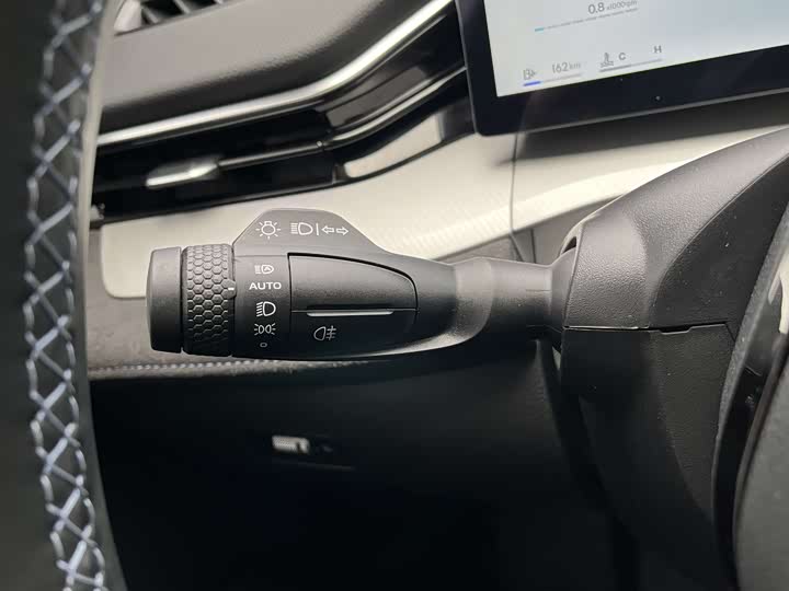 Geely Preface 2025 2025款 东方曜 2.0TD 望月版