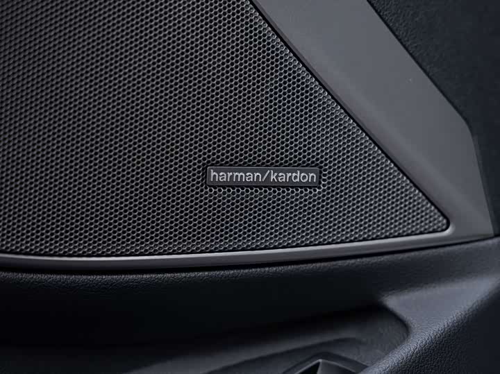 BMW M3 2024 2024款 M3四门轿车 雷霆版