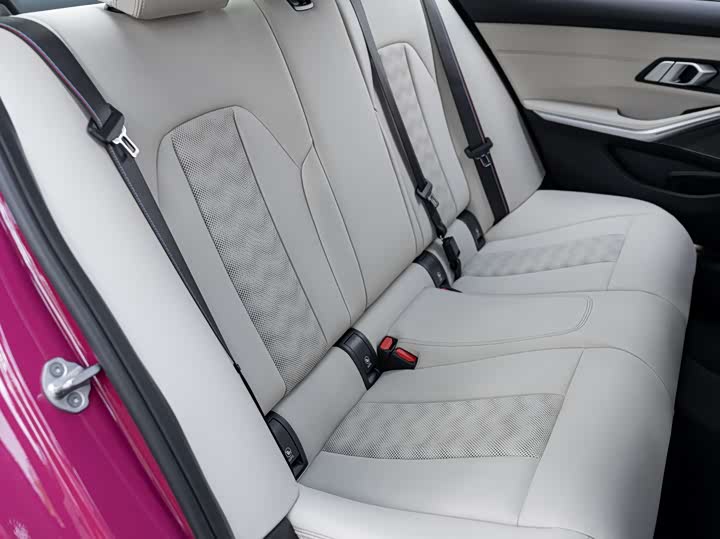 BMW M3 2024 2024款 M3四门轿车 雷霆版