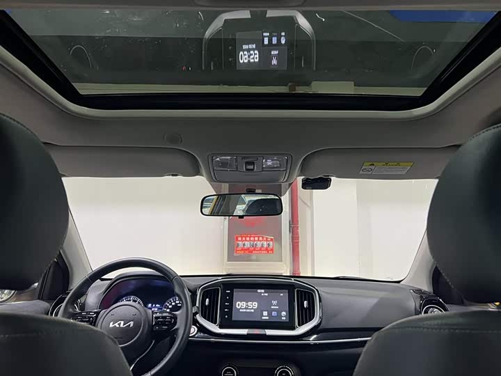 Kia KX1 2021 2021款 1.4L CVT趣享天窗款