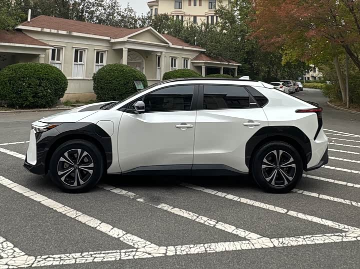 Toyota bZ4X 2022 2022款 两驱长续航PRO版