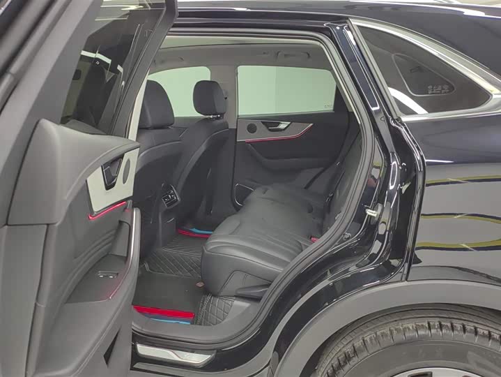 Hongqi HS5 2025 2025款 2.0T 两驱旗享Pro版