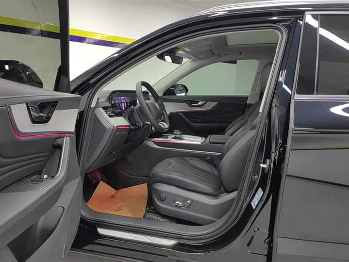 Hongqi HS5 2025 2025款 2.0T 两驱旗享Pro版