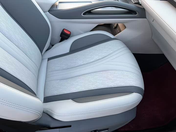 Geely Monjaro Thor Hybrid 2024 2024款 油混 1.5T 星河版