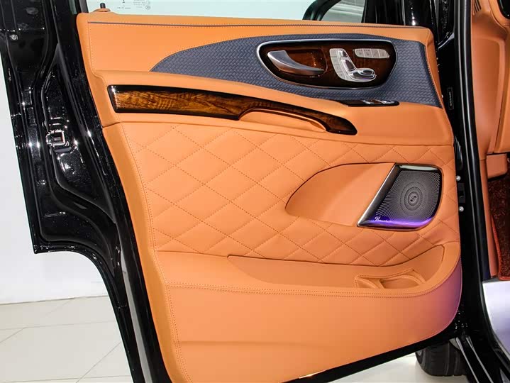 Mercedes-Benz Vito 2024 2024款 2.0T 精英版 7座