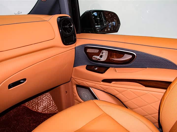 Mercedes-Benz Vito 2024 2024款 2.0T 精英版 7座