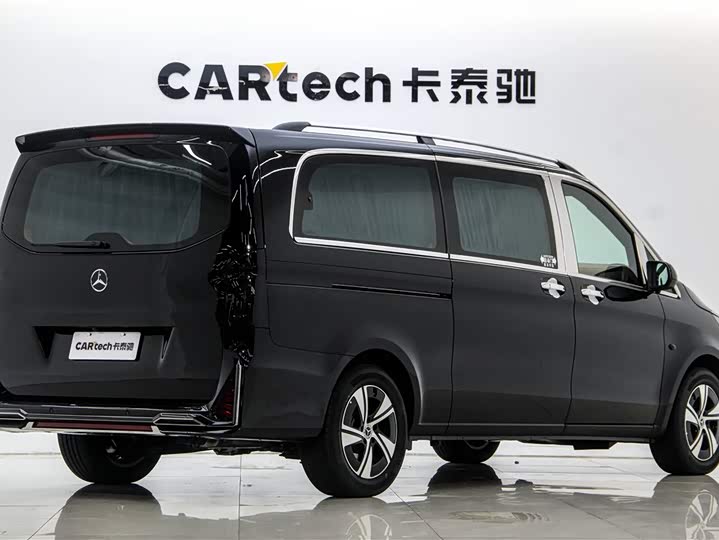 Mercedes-Benz Vito 2024 2024款 2.0T 精英版 7座