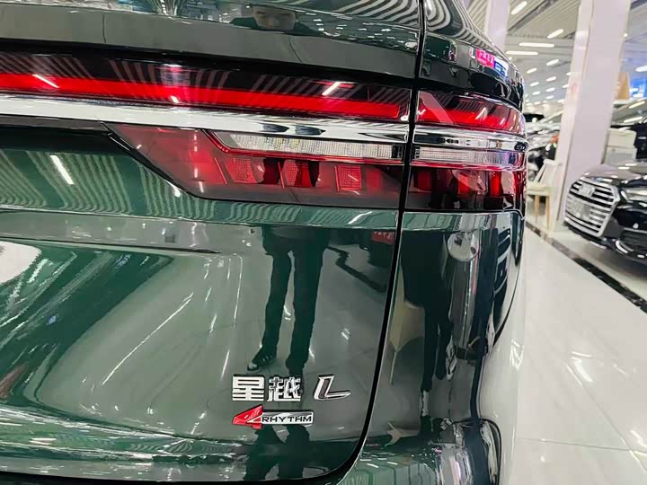Geely Monjaro 2025 2025款 东方曜 2.0TD 自动四驱望月版