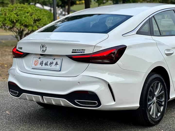 MG Motor 5 2025 2025款 180DVVT 全球抢先版