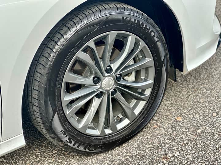 MG Motor 5 2025 2025款 180DVVT 全球抢先版