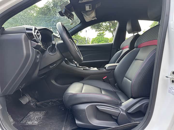 MG Motor 5 2025 2025款 180DVVT 全球抢先版