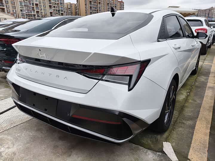 Hyundai Elantra N line 2023 2023款 1.5L CVT GLS领先版