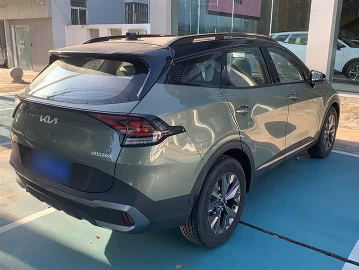 Kia Sportage 2023 2023款 2.0L HEV 两驱旗舰版