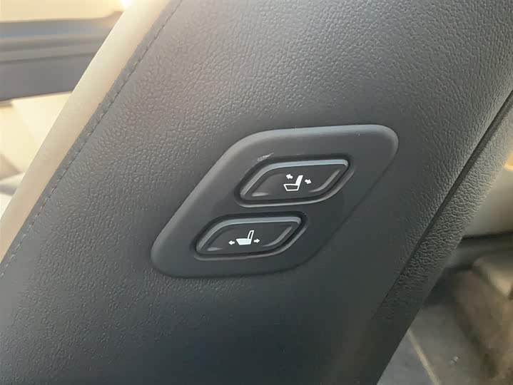 Kia Sportage 2023 2023款 2.0L HEV 两驱旗舰版