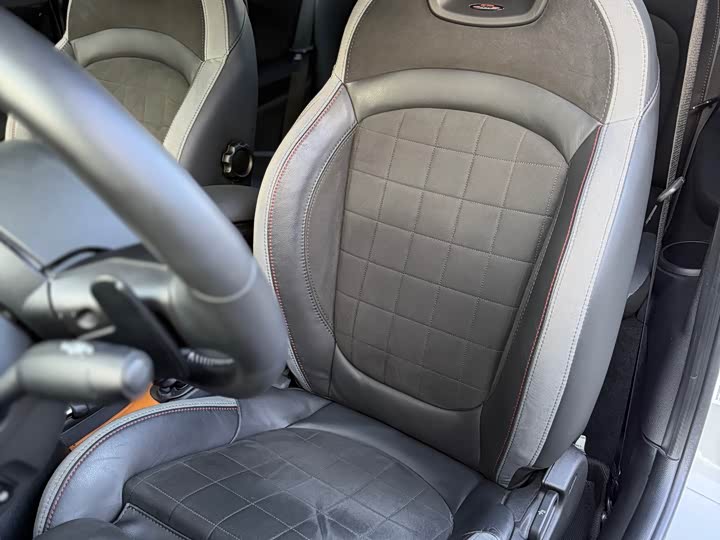 Mini Mini JCW 2022 2022款 2.0T JOHN COOPER WORKS ALL-IN