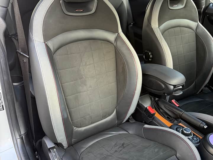 Mini Mini JCW 2022 2022款 2.0T JOHN COOPER WORKS ALL-IN