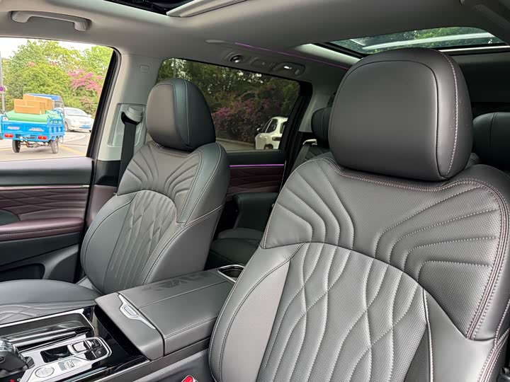 GAC Trumpchi M8 2024 2024款 大师系列 400T 至尊版