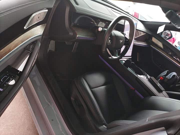 Hozon S 2022 2022款 增程版 1160km 后驱小版