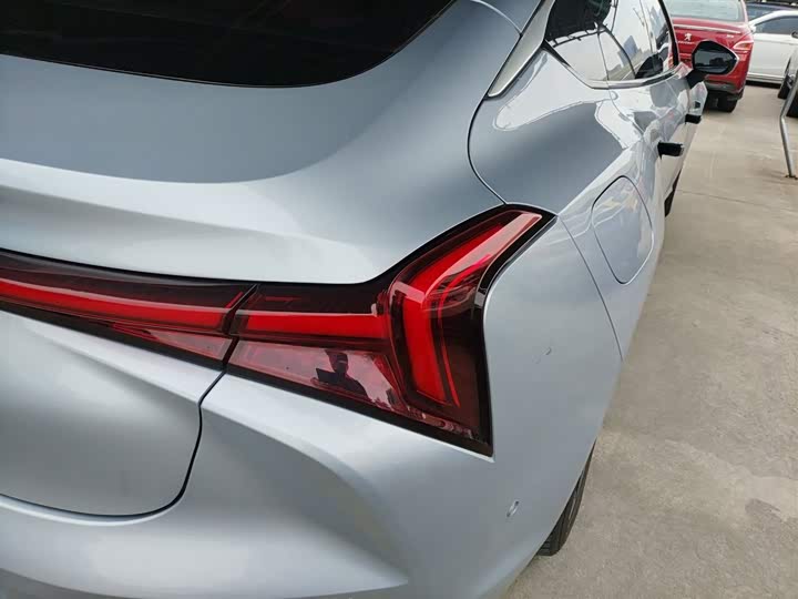 Hozon S 2022 2022款 增程版 1160km 后驱小版