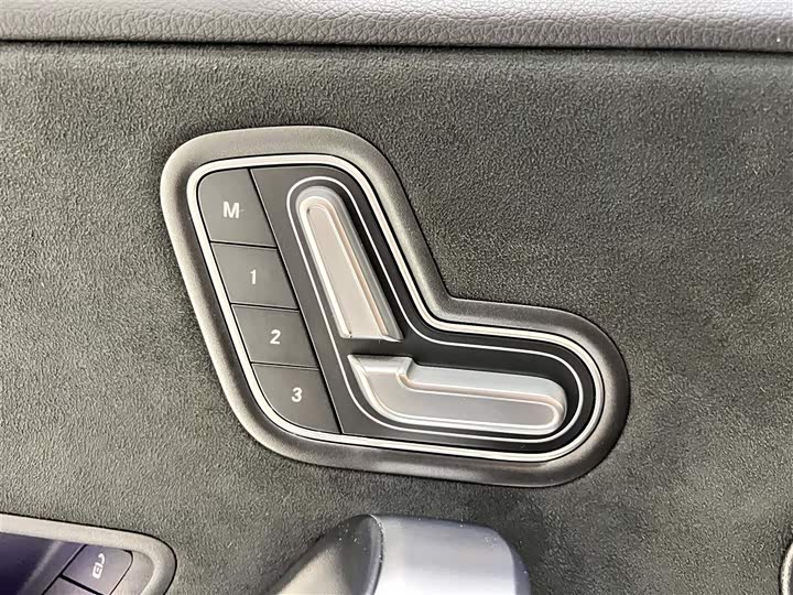 Mercedes-Benz CLA-Class 2022 2022款 CLA 200