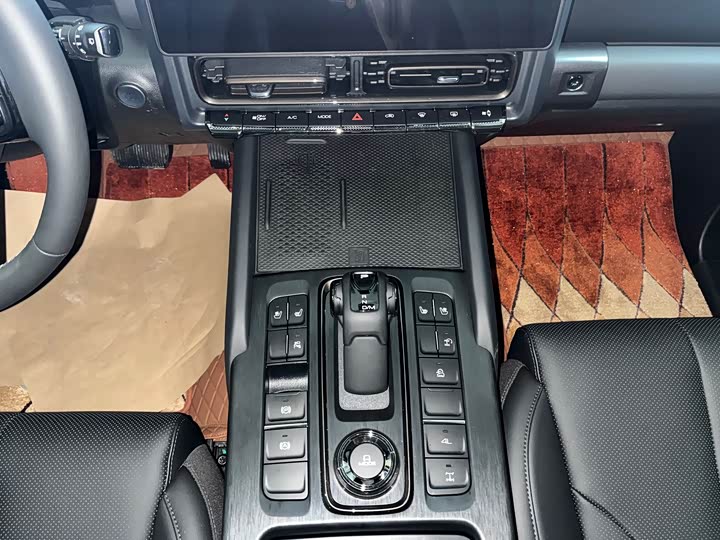 Haval H9 2024 2024款 2.0T 汽油四驱极境版