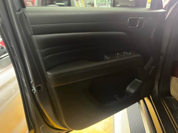 Haval H9 2024 2024款 2.0T 汽油四驱极境版