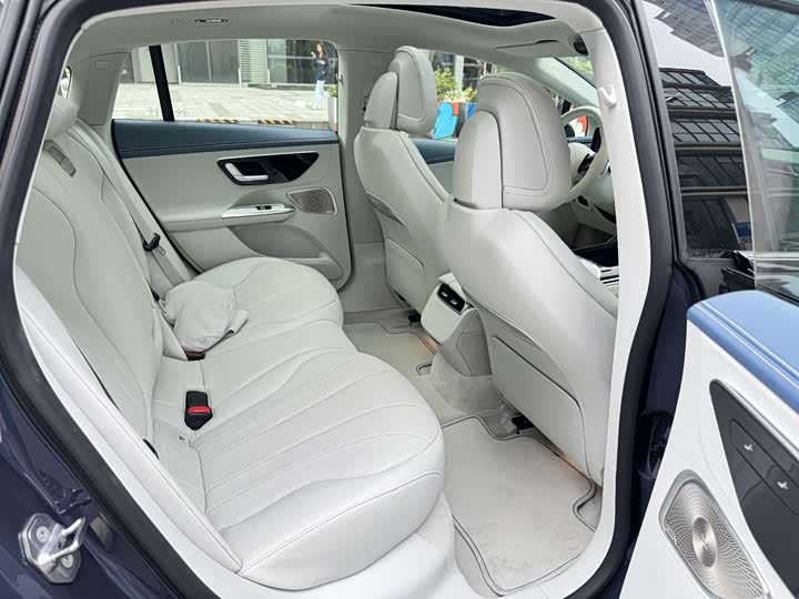 Mercedes-Benz EQE 2022 2022款 350 先型特别版