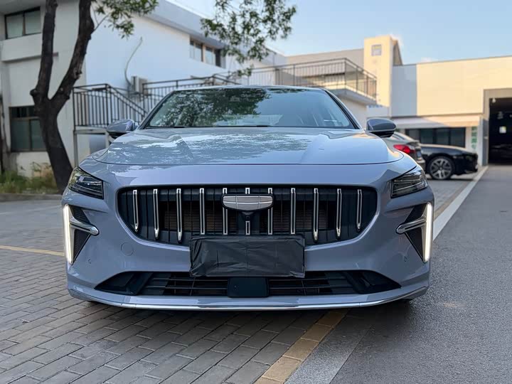 Geely Preface L 2024 2024款 油混 1.5TD 天宫版