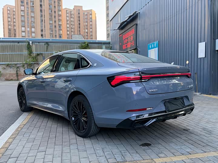 Geely Preface L 2024 2024款 油混 1.5TD 天宫版