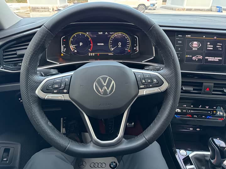 Volkswagen Tayron X 2020 2020款 330TSI 两驱尊贵智联版