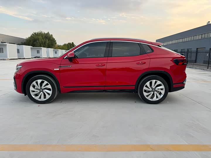 Volkswagen Tayron X 2020 2020款 330TSI 两驱尊贵智联版