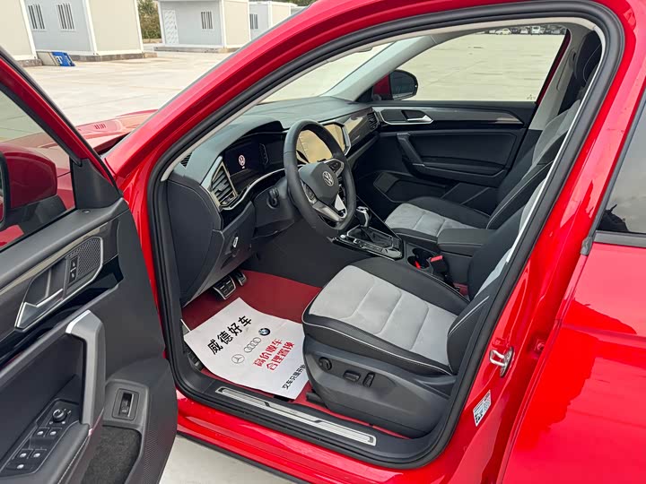 Volkswagen Tayron X 2020 2020款 330TSI 两驱尊贵智联版