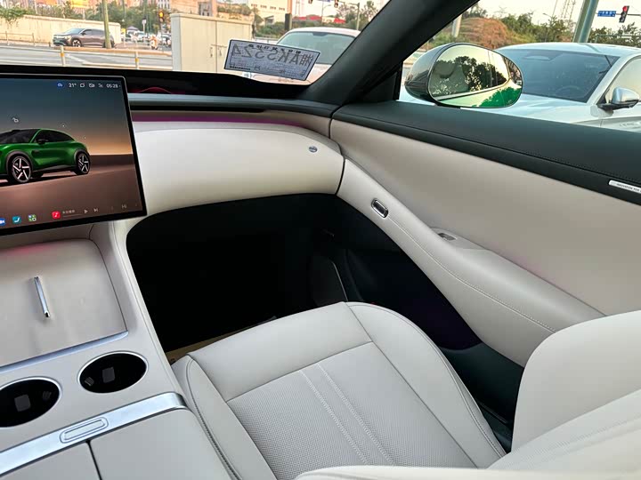 Xiaomi YU7 2025 2025款 超长续航高性能四驱Max版