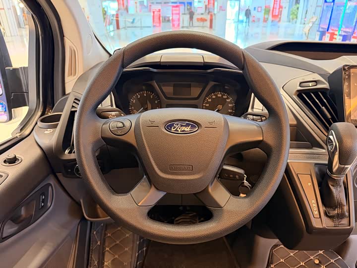 Ford Transit 2021 2021款 2.0T汽油自动高级营运商旅型中轴中顶9座国VI