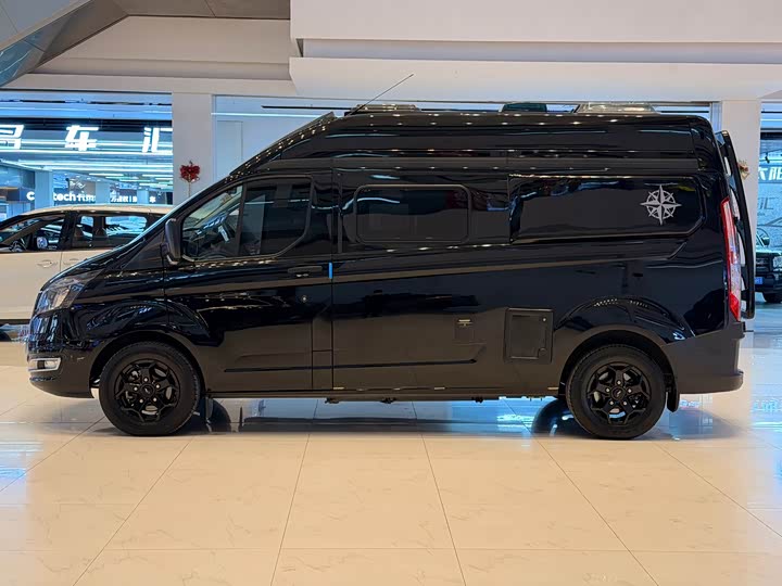 Ford Transit 2021 2021款 2.0T汽油自动高级营运商旅型中轴中顶9座国VI