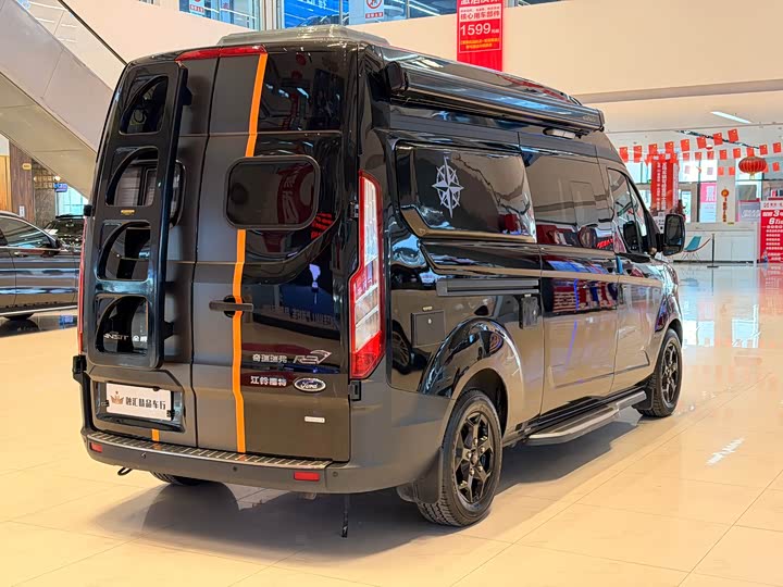Ford Transit 2021 2021款 2.0T汽油自动高级营运商旅型中轴中顶9座国VI