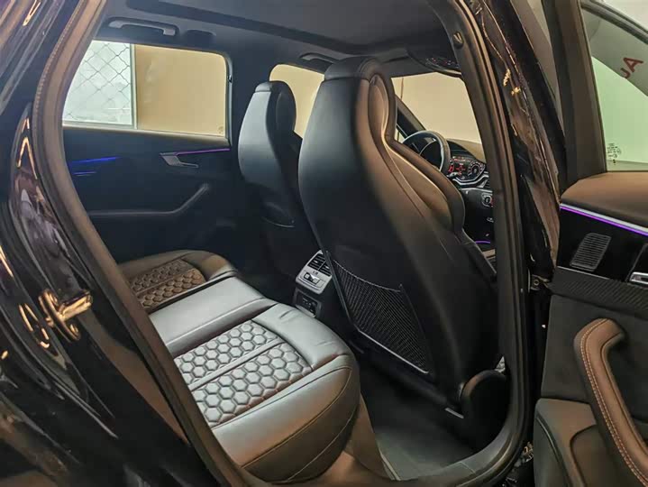 Audi RS 4 2023 2023款 RS4 Avant 暗金版