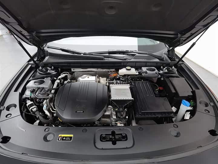 Hongqi H5 Hybrid 2025 2025款 130 超混版