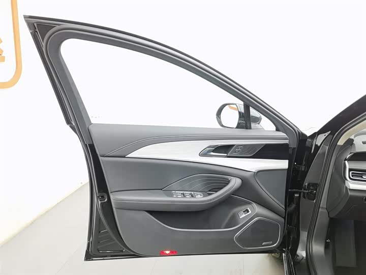 Hongqi H5 Hybrid 2025 2025款 130 超混版