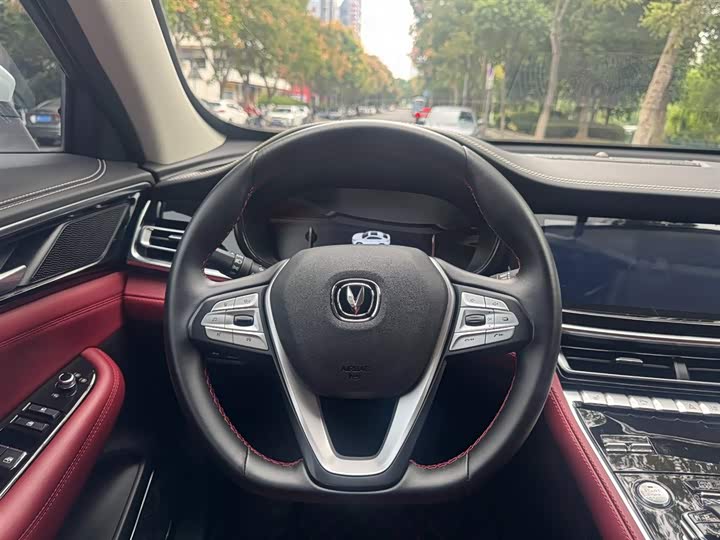 Changan CS85 Coupe 2021 2021款 2.0T 自动尊贵型