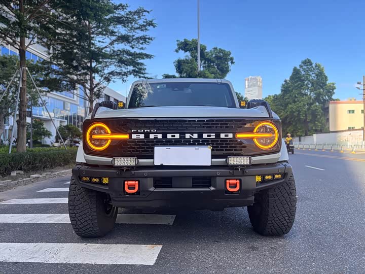 Ford Bronco 2024 2024款 2.3T 荒地