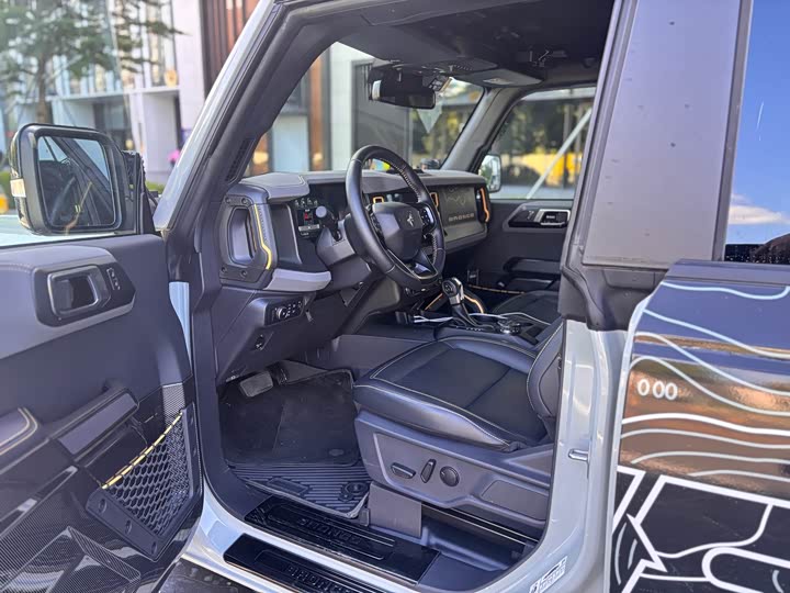 Ford Bronco 2024 2024款 2.3T 荒地