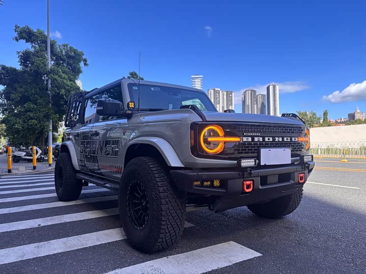 Ford Bronco 2024 2024款 2.3T 荒地