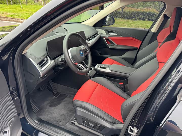 BMW iX1 2023 2023款 xDrive30L M运动套装