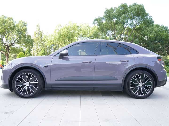 2024 Porsche Macan EV
