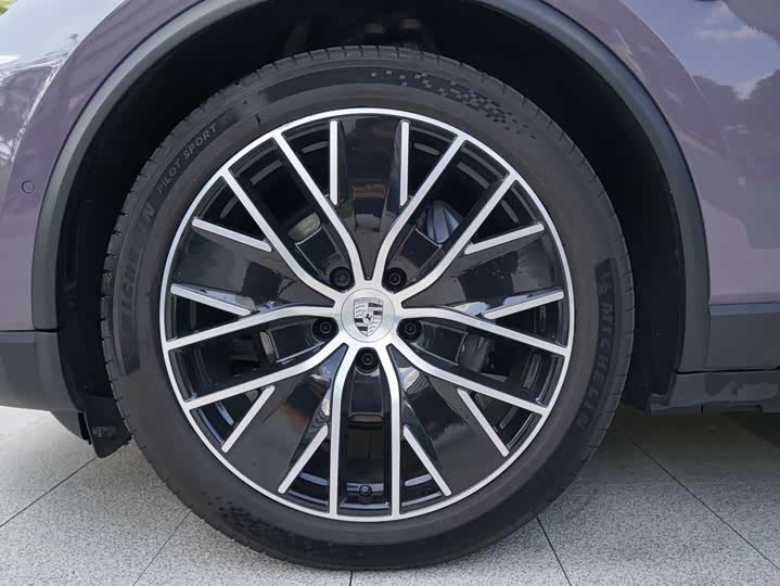 2024 Porsche Macan EV